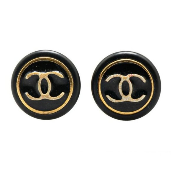 CHANEL CC Logos Black Round Clip-On Earrings Gold Tone 96A Auth #2600 - Picture 1 of 3